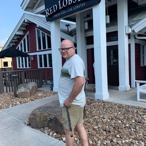 Meet your Posher, Rafael lino